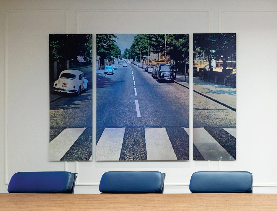 Custom printed reflective aluminum mirror wall art